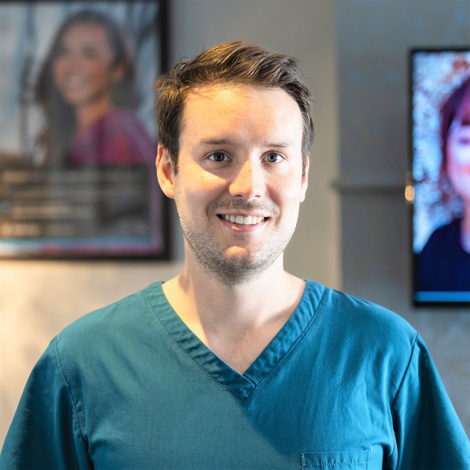 Dr Darragh Buckley